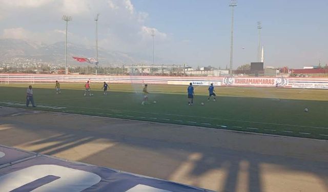 İstiklalspor ilk yarıyı önde kapattı