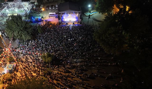 Kahramanmaraş Ağustos Fuarı’na bugün hangi sanatçı geliyor?