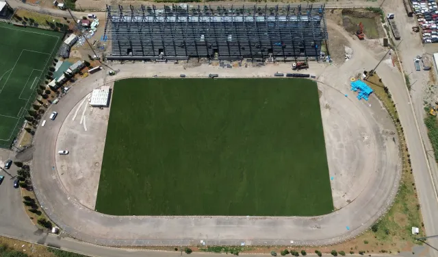 Kahramanmaraş’ın yeni stadyumu ilk maça yetişmeyecek