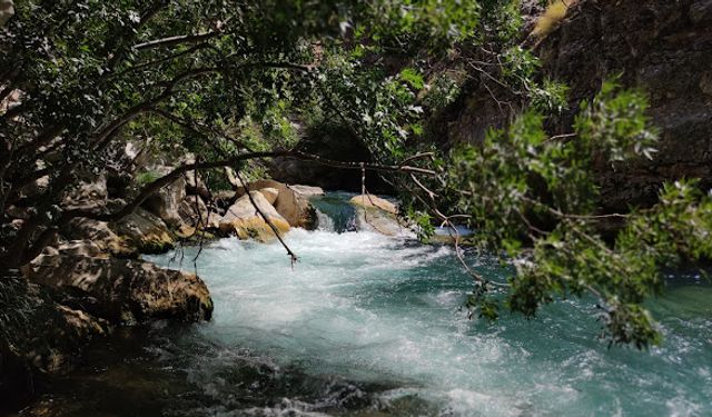 Doğanın Saklı Cenneti Helete Göksu Kanyonu