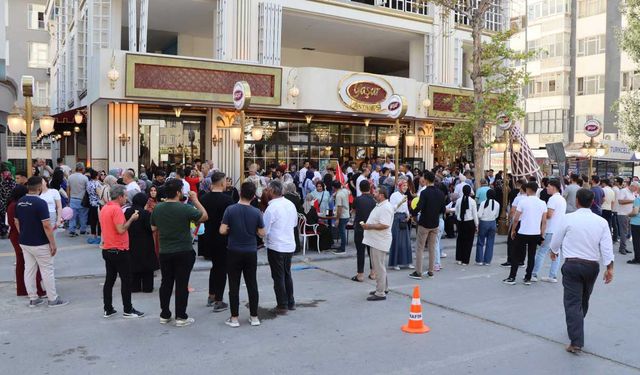 MADO, Maraş Dondurmasının Birinciliğini Kutladı