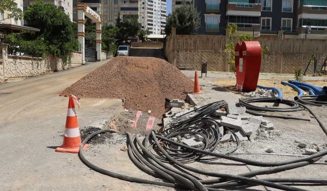 Belediye Yaptı, elektrik çalışması bozdu, milli sermaye heba edildi