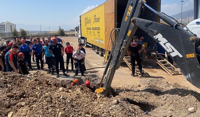 Kahramanmaraş’ta 1 kişi çöken yolun altında kaldı