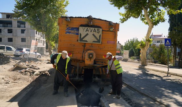 KASKİ Sahada; Altyapısı Tamamlanan Yollarda Kaplamalar Sürüyor