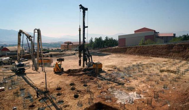 Dulkadiroğlu’nun 5 Mahallesine Daha 100 Milyon TL’lik Yol Yatırımı