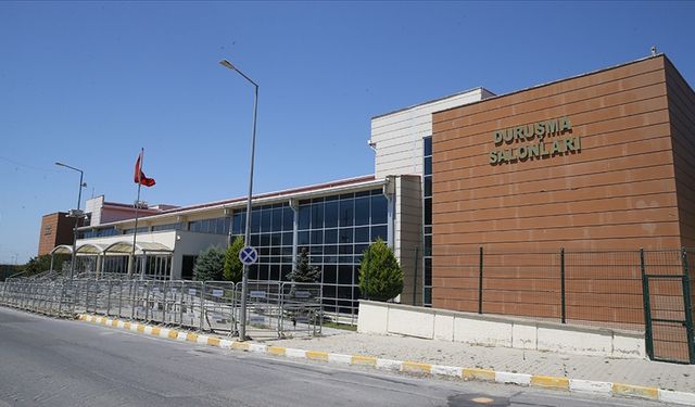 Ekrem İmamoğlu diplomasının sahte olduğu iddiasıyla hakim karşısında