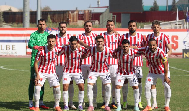 İstiklalspor, Adanaspor karşısında farklı kazandı, 6-0