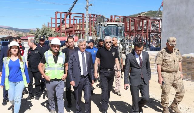 Ünlüer, Göksun Sanayi Sitesi İnşaatında İncelemelerde Bulundu