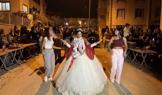 Kahramanmaraş'ta zihinsel engelli Merve'nin gelinlik hayali gerçek oldu
