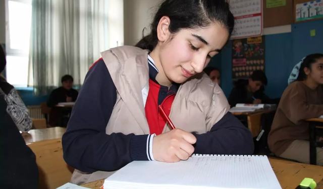 Kahramanmaraş’ta Lise Öğrencileri Arası Anı ve Kompozisyon Yarışması Başladı