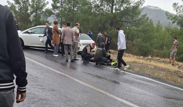 Kayganlaşan Yol Kazaya Neden Oldu: 3 Yaralı