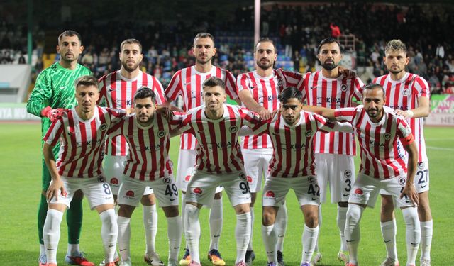 İstiklalspor-Isparta 32 Spor maçında gol sesi çıkmadı