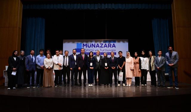 Pusula Maraş Münazara Turnuvası Finali Tamamlandı