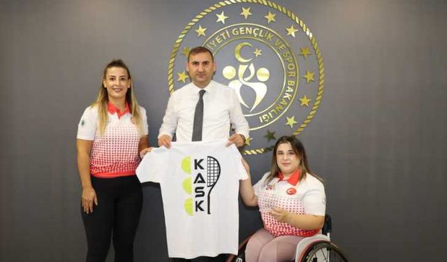 Kahramanmaraşlı Sporcu Kartal’dan İl Müdürü’ne Ziyaret