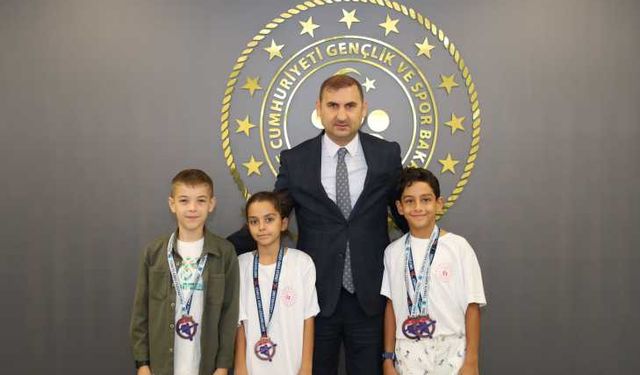 Kahramanmaraşlı Kano Sporcularından Müdür Özdemir’e Ziyaret
