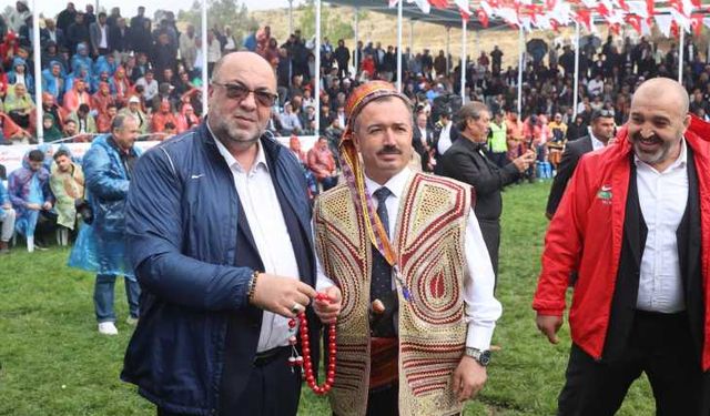 Latif Öztürk, Bertiz Baydemirli Güreşlerinin Ağası Seçildi