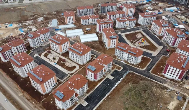 Kahramanmaraş’ta teslim edilmeyi bekleyen kaç konut var?