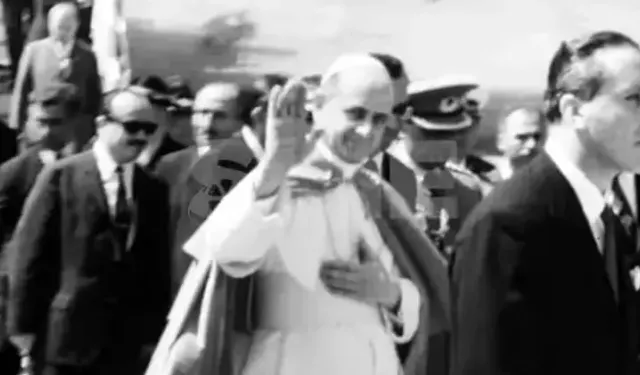 Türkiye'ye ilk Papa ziyaretinin görüntüleri paylaşıldı