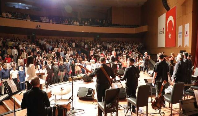 Kahramanmaraş’ta Öğretmenler Günü İçin Özel Konser