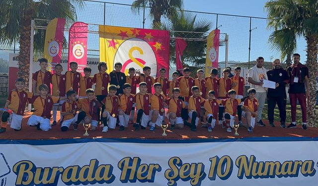 Kahramanmaraş Galatasaray Futbol Okulu’ndan Çifte Başarı