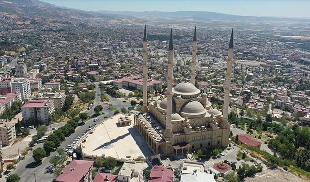 Kahramanmaraş’ta Regaip Kandili’nde Akşam Ezanı Kaçta Okunuyor