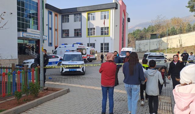 Kahramanmaraş'ta Öğrenciler Okulda Zehirlendi