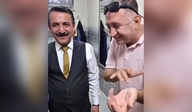 Ağzıyla keman çalarak sosyal medyayı salladı