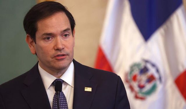 Venezuela, 30 ila 50 milyon varil petrolü ABD'ye devredecek