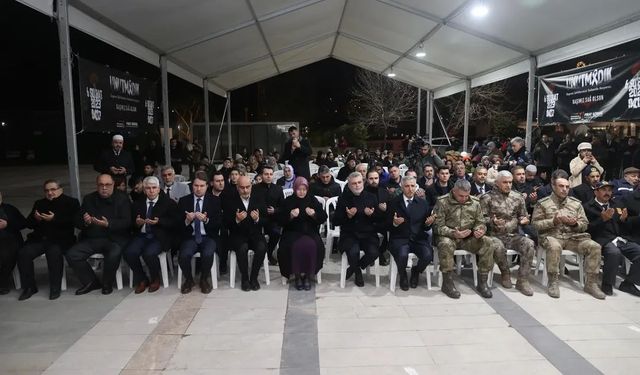 Kahramanmaraş'ta deprem şehitleri dualarla anıldı