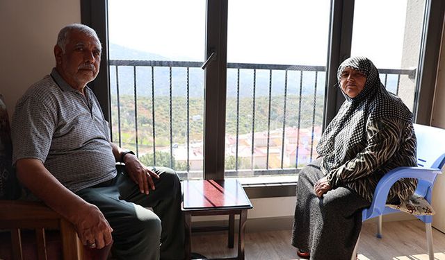Depremzede çiftin yeni evlerinde ilk bayram heyecanı