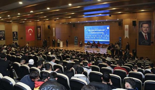 Göksun’da “Söz Gençlikte Ramazan” Programı Düzenlendi