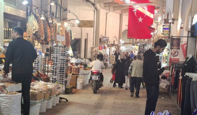 Kahramanmaraş Kapalı Çarşı’da Motor Tehlikesi Sürüyor