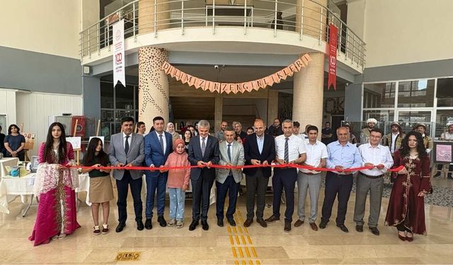 Kahramanmaraş’ta Dilimizin Zenginlikleri Projesi Yıl Sonu Sergisi Açıldı