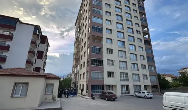 10'uncu katından düşen genç, hayatını kaybetti