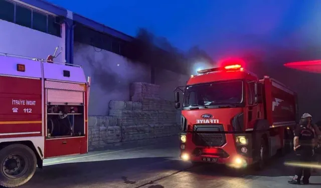 Kahramanmaraş'ta tekstil fabrikasında çıkan yangın kontrol altına alındı