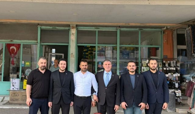 MHP Onikişubat İlçe Başkanı Koray Korkmaz, esnafları dinledi