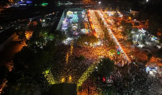 Kahramanmaraş'ta Ağustos Fuarı'nda hangi sanatçılar sahne alacak?