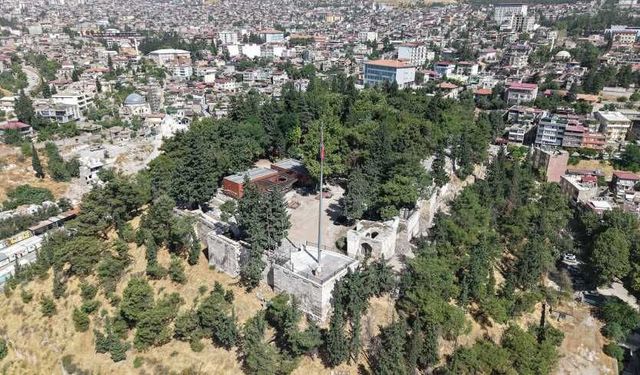 Başkan Fırat Görgel; “Tarihi Kahramanmaraş Kalemizde Çalışmalar Tamamlanıyor”