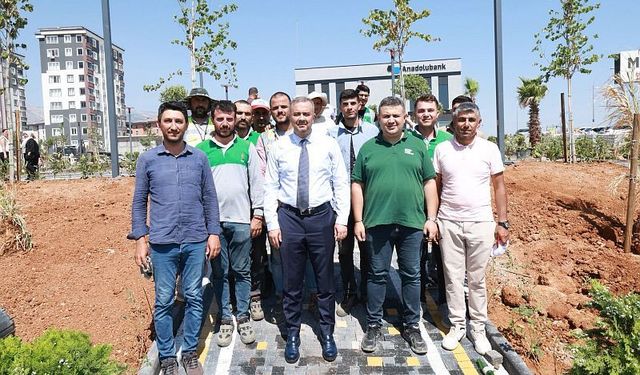 Başkan Toptaş, mahallelerin yaşam kalitesini artıran parkları ziyaret etti
