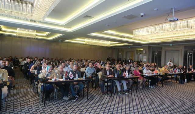 Kahramanmaraş’ta  Aile Hekimleri Günleri Sempozyumu Düzenlendi