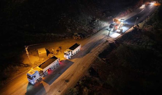 Türkoğlu’nda 6 Metrelik Yol 15 Metreye Çıkarıldı