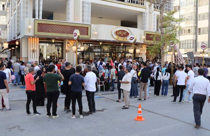 MADO, Maraş Dondurmasının Birinciliğini Kutladı