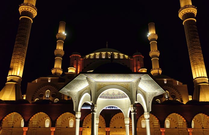 Bugün Kahramanmaraş’ta İftar Saat Kaçta Açılıyor?