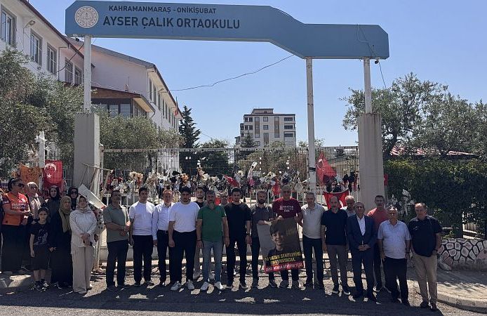 Kahramanmaraş'taki okul saldırısında hayatını kaybedenlerin yakınlarından açıklama
