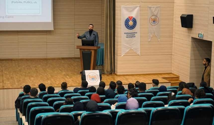 Gökhan Ergür, Bağımlılıkların Hayata Etkisini Ele Aldı