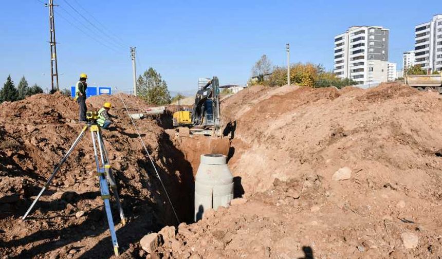 Üngüt’te Yeni Altyapı Çalışmaları Sürüyor