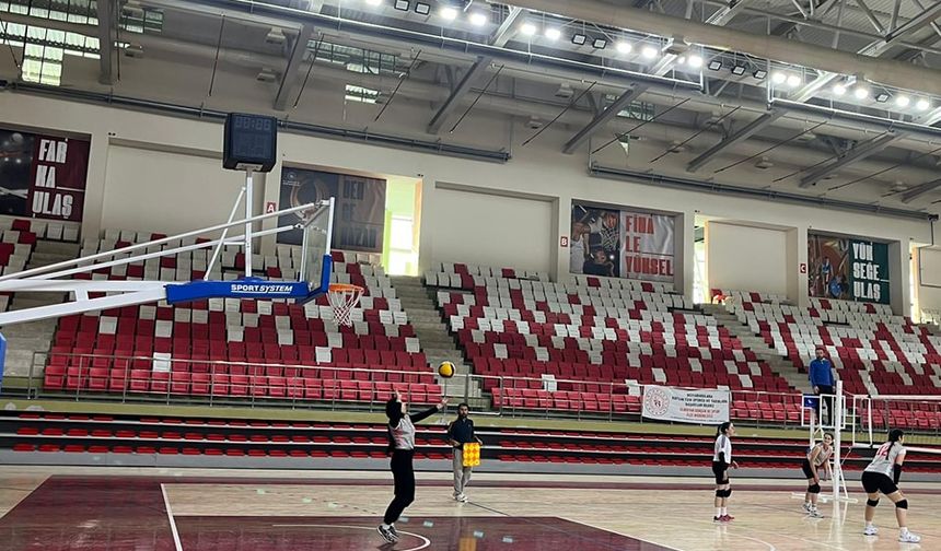 Elbistan Spor Salonu yenileniyor