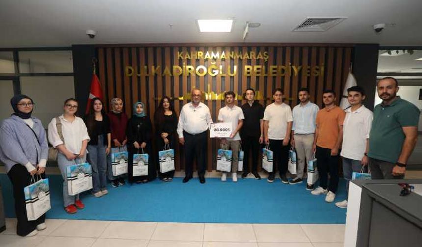 Dulkadiroğlu Belediyesi’nden YKS Başarısına Büyük Destek