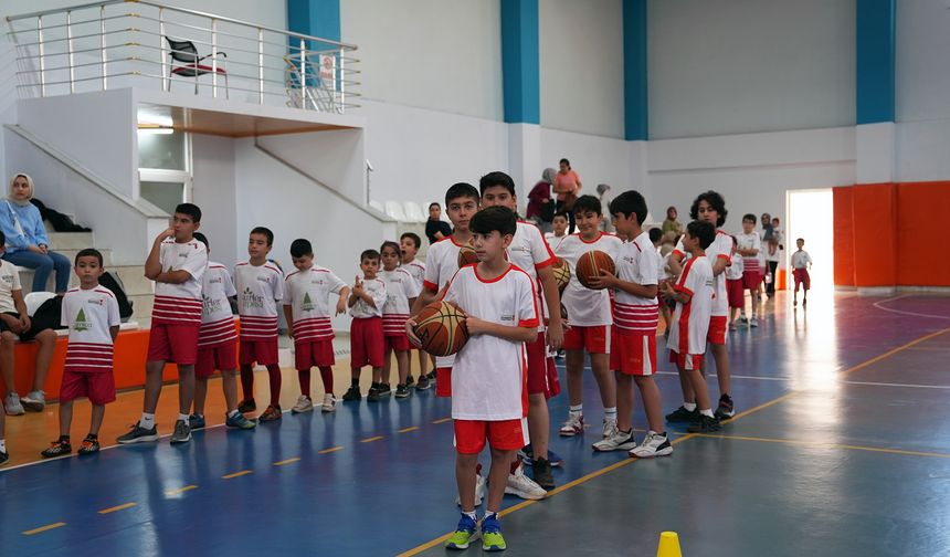 Büyükşehir Çocukların Yaz Tatiline Spor Kattı