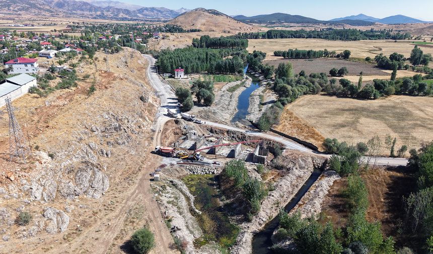 Büyükşehir’den Göksun’a 200 Milyonluk Yol Yatırımı